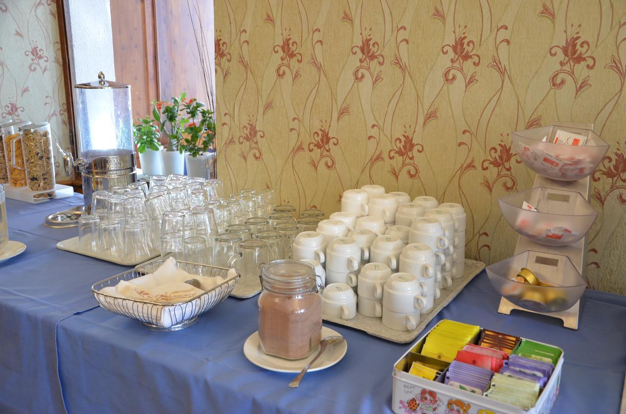 Guesthouse & Hotel Le Cervin Vissoie エクステリア 写真